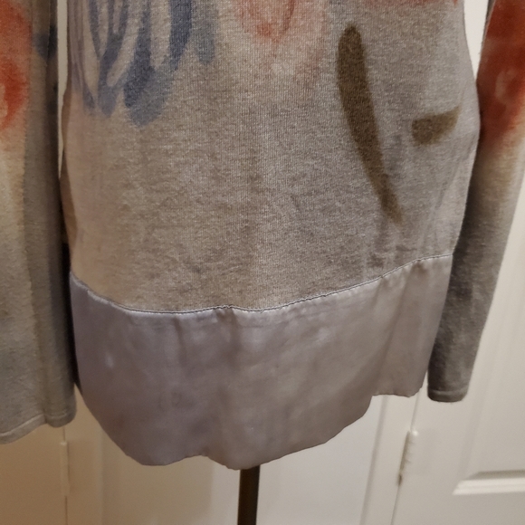 Open Cardigan Watercolor Flowers - Picture 3 of 7